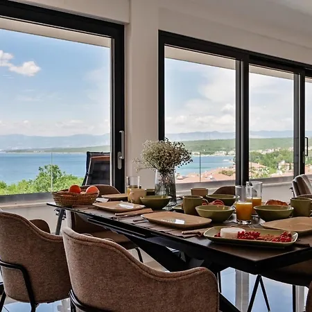 Sea & Stone 4*