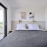 Sea & Stone Guest house Malinska