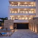 Sea & Stone Guest house 4*