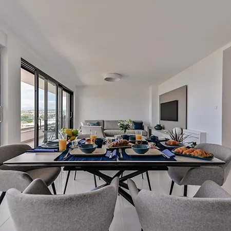 Sea & Stone Гостевой дом 4*