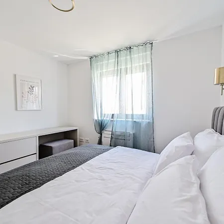 Sea & Stone Guest house Malinska